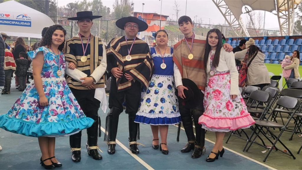 Campeonato Comunal de Cueca Escolar 2024 | Colegio Compañía de María ...