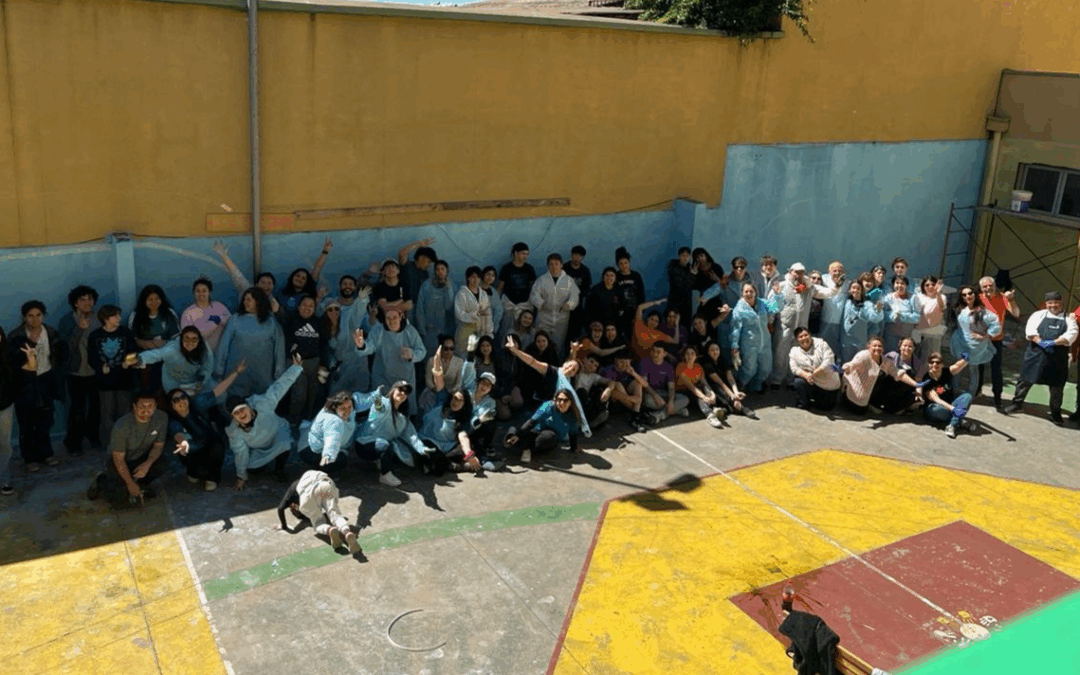 Jornada Solidaria de Pintura Escuela Eduardo Frei Montalva de Viña del Mar